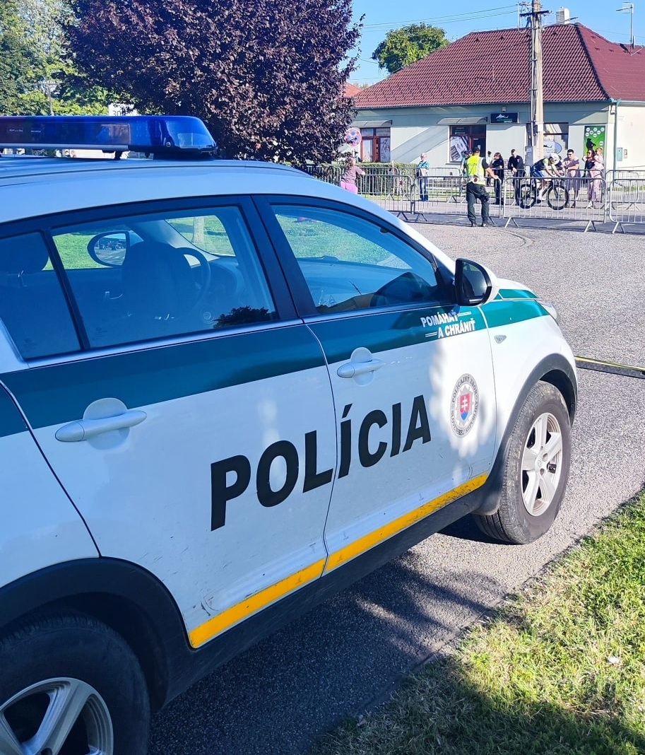 Polícia